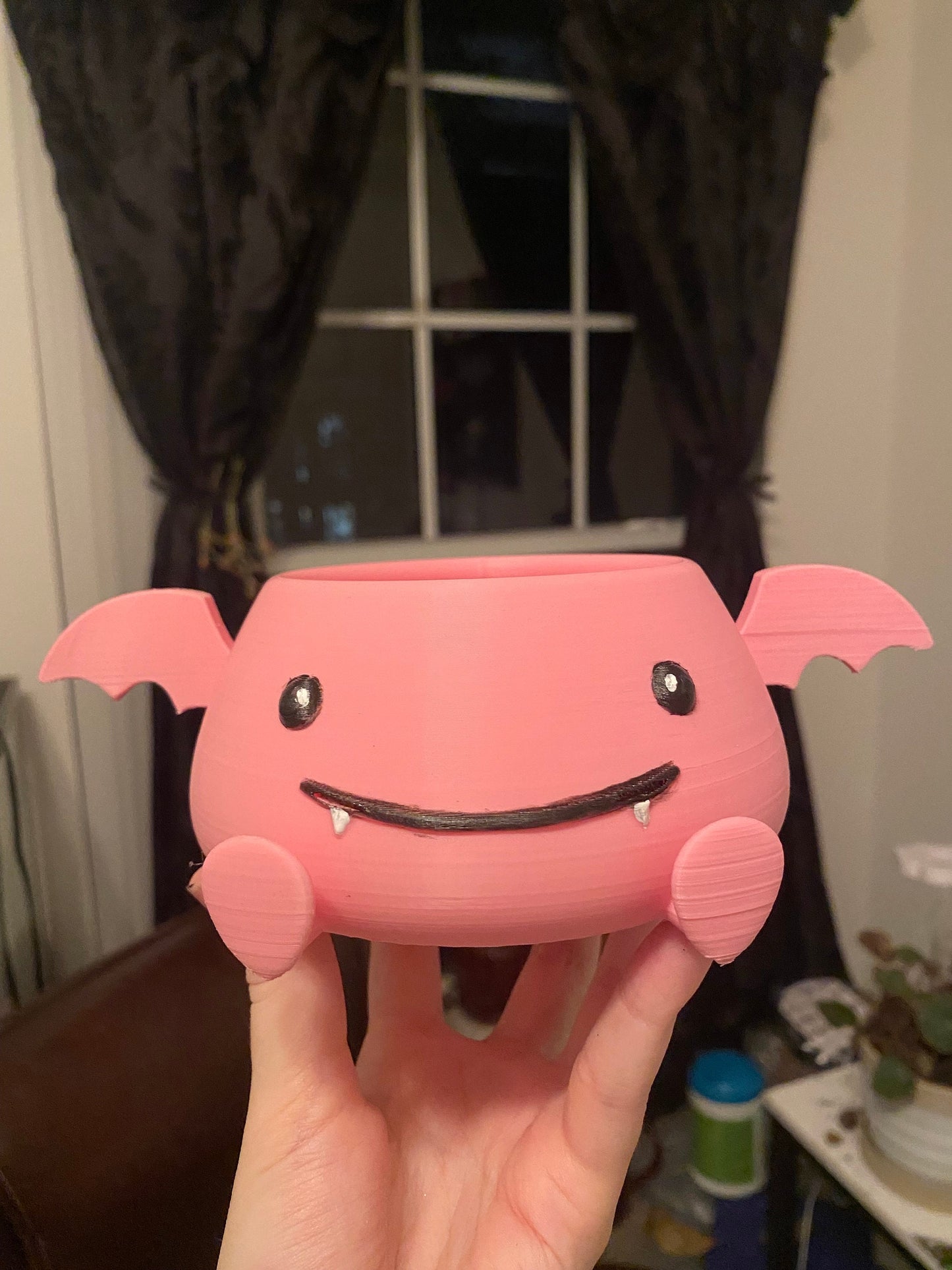 Little Bat Pot